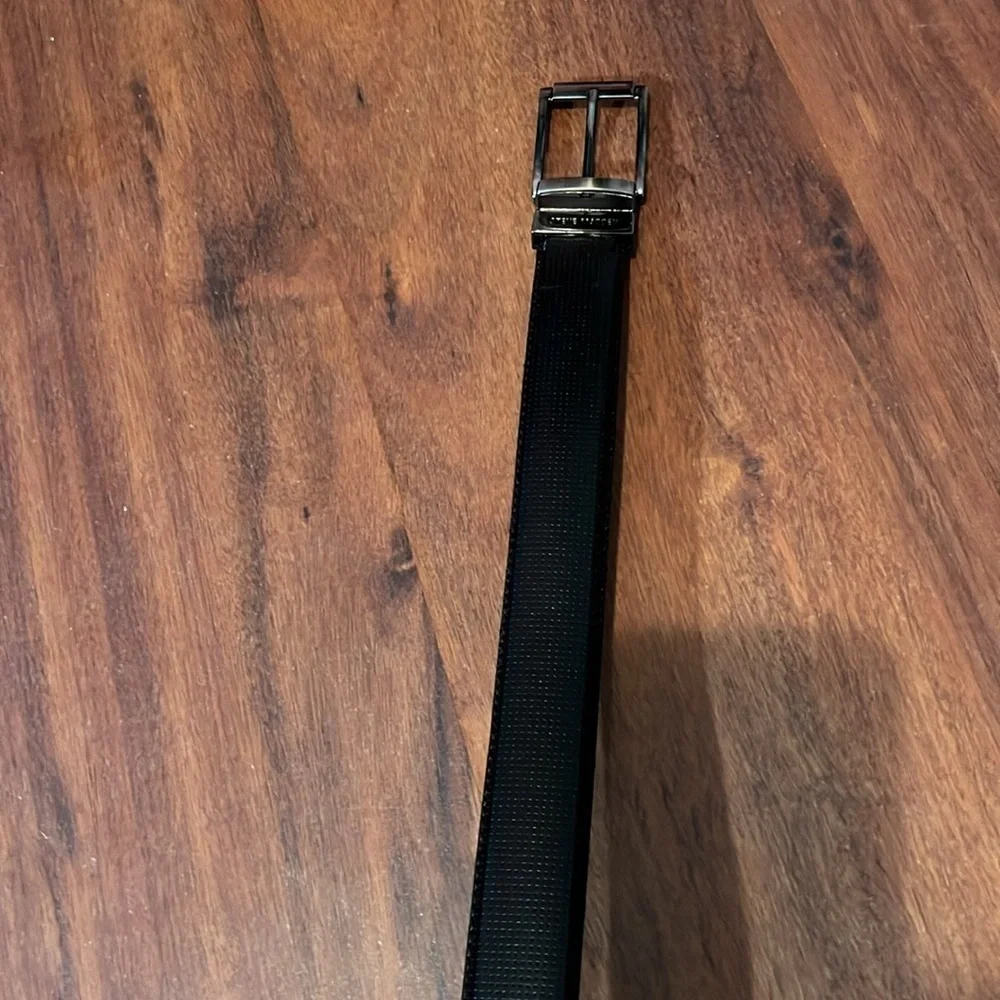 Steve Madden some wear